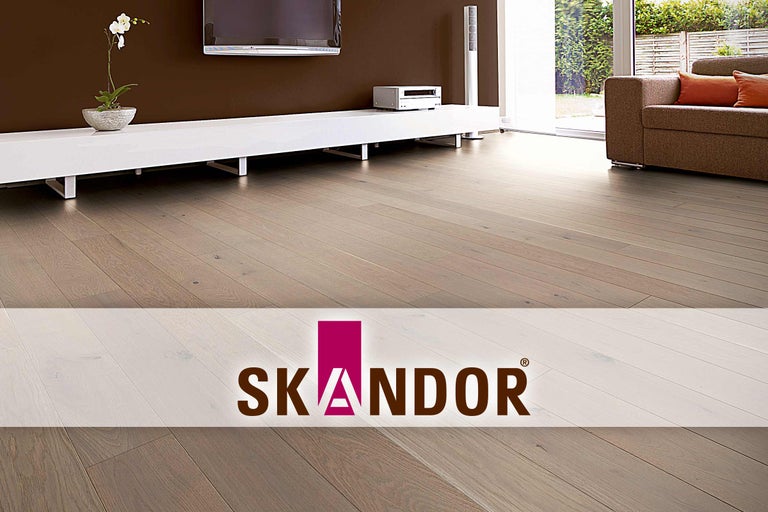 Woonkamer met Skandor houten vloer