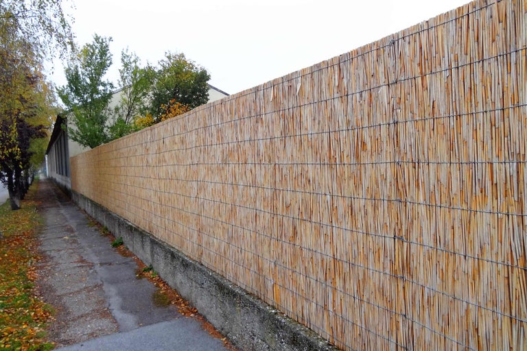 Bamboe mat als privacyscherm in de tuin