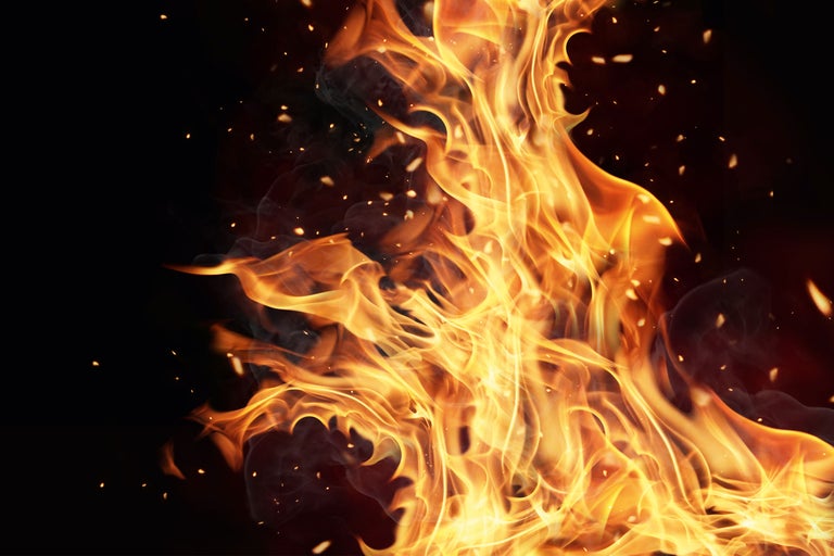 Vlammen met vonken