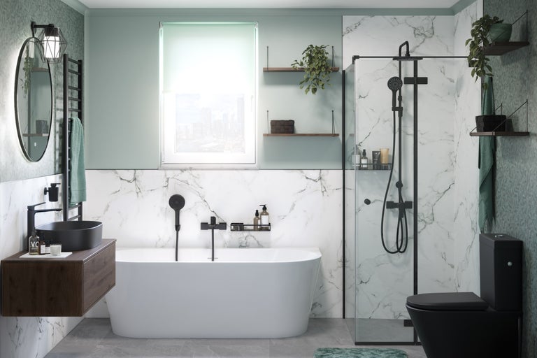 Moderne badkamer met vrijstaand bad, wastafel, douche en toilet