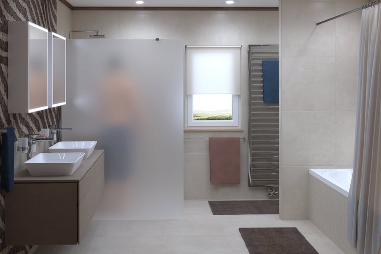 Badkamer met dubbele wastafel, douchewand, bad en handdoekradiator