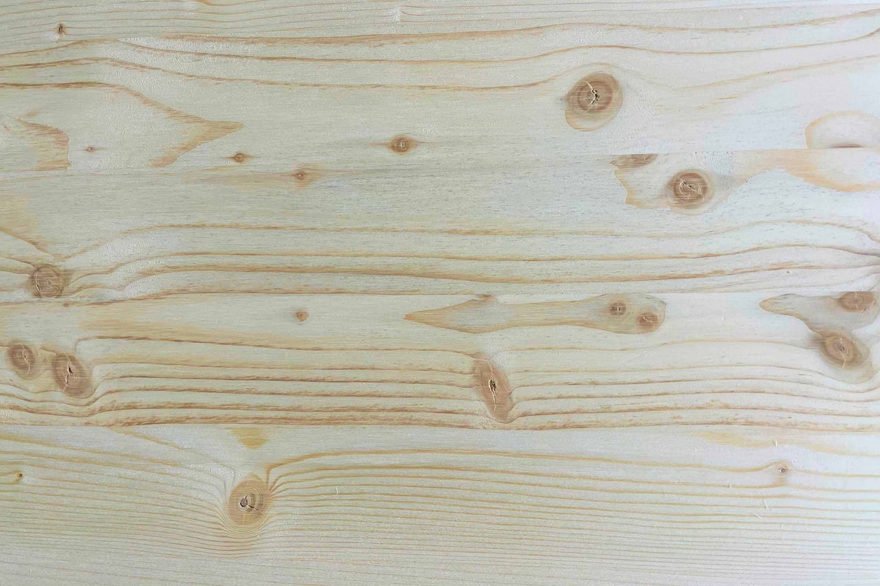 Vurenhouten plank met nerf