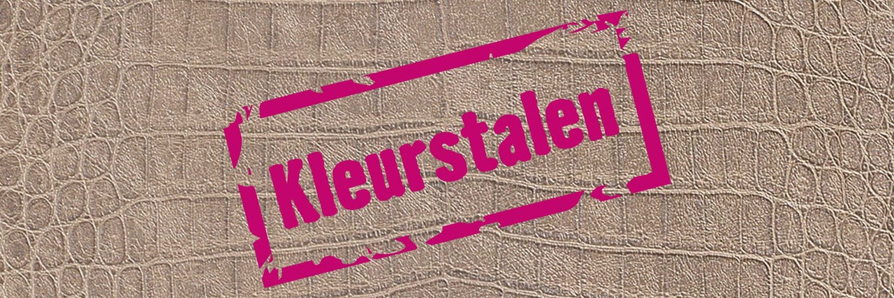 Kleurstalen met krokodillenleerlook