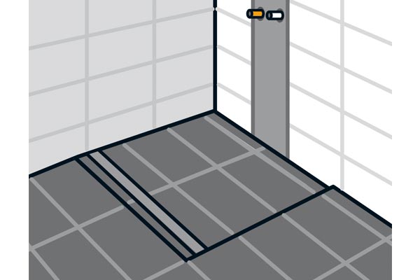 Badkamer met tegelvloer en betegelde wand