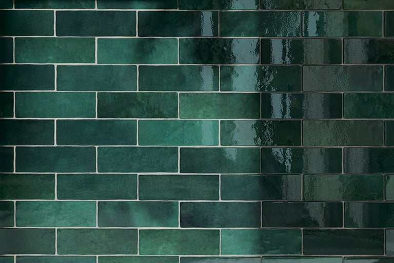 Keramische wandtegels in dwarsformaat met glanzend oppervlak