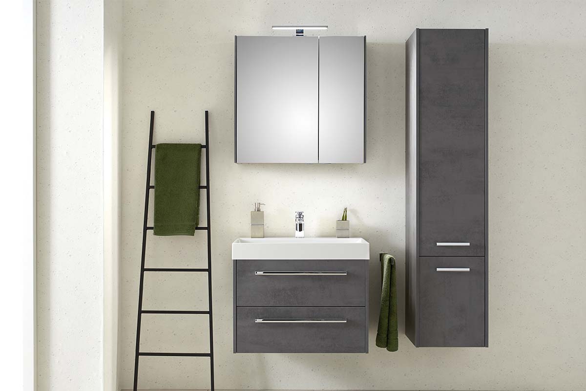 Moderne badkamermeubelset in betonlook met wastafelmeubel, spiegelkast en hoge kast. Inclusief handdoekladder.