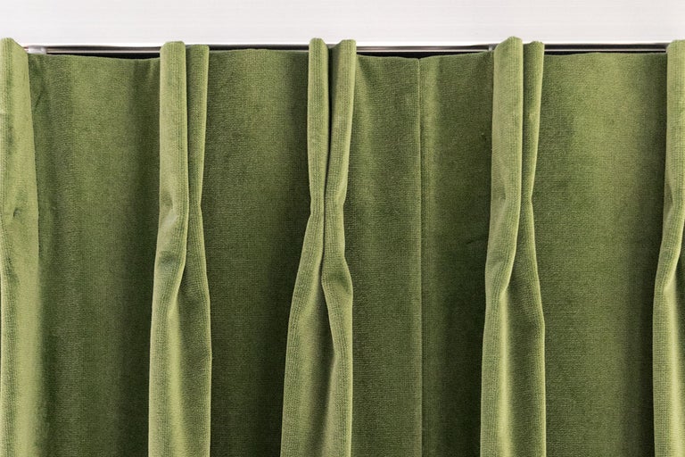 Groen gordijn met plooiband