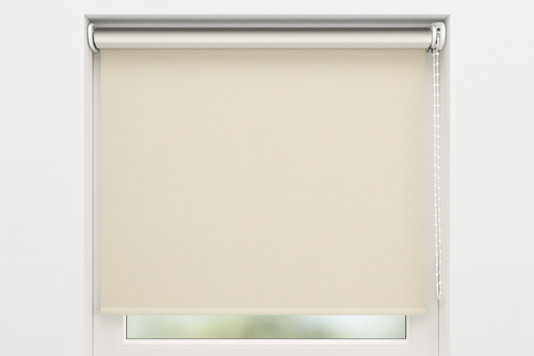 Rolgordijn in raam met kettingbediening