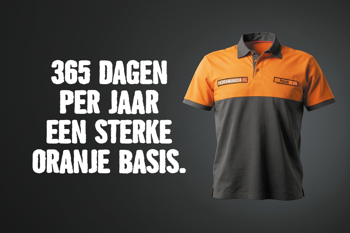 Hornbach poloshirt in oranje en donkergrijs met Hornbach Logo en tekst 365 dagen per jaar een sterke oranje basis.
