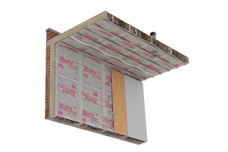 Wandopbouw met isolatiemateriaal, houten bekleding en damprem.