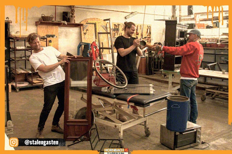 Dumpen of aanpakken?! - Stalen Gasten