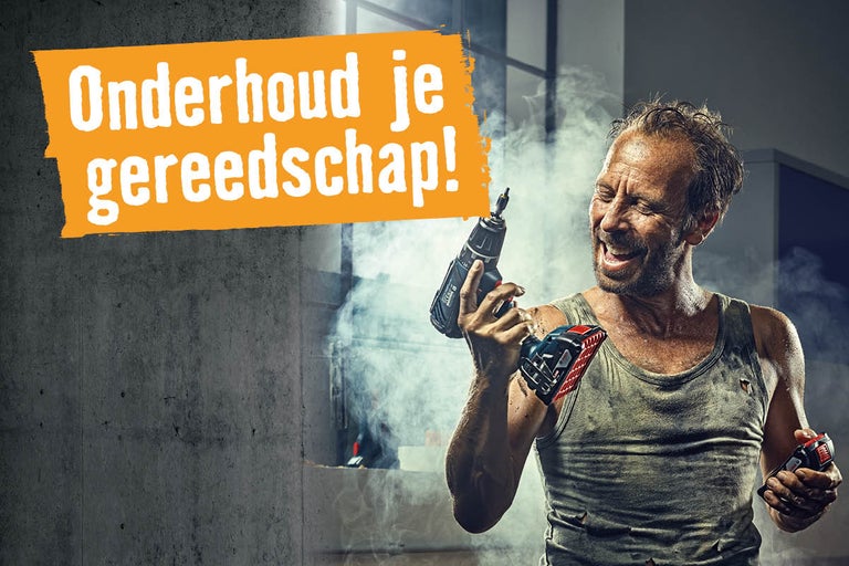 Klusjesman met accuschroevendraaier en de tekst: Onderhoud je gereedschap!