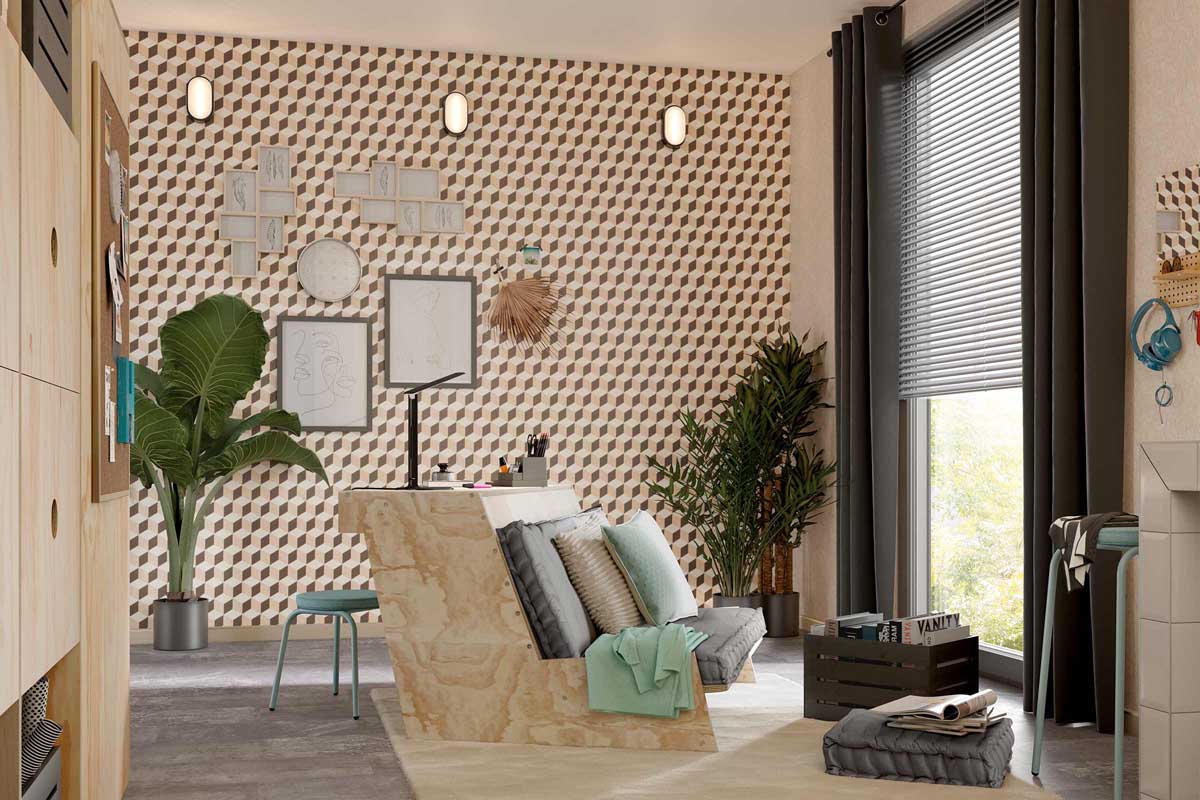 Lichte studeerkamer met bureau, stoel en kamerplanten