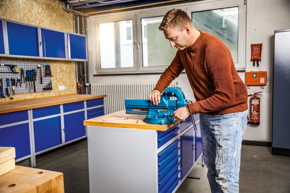 Bankschroef kiezen . HORNBACH Bankschroef kiezen . HORNBACH