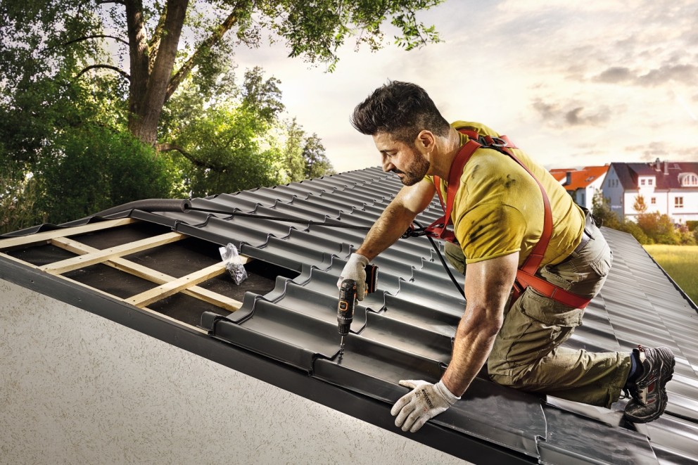 Stormschade aan het huis herstellen | HORNBACH Stormschade aan het huis herstellen | HORNBACH
