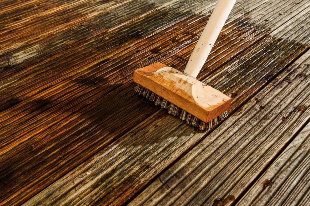 Vlonder schoonmaken . HORNBACH