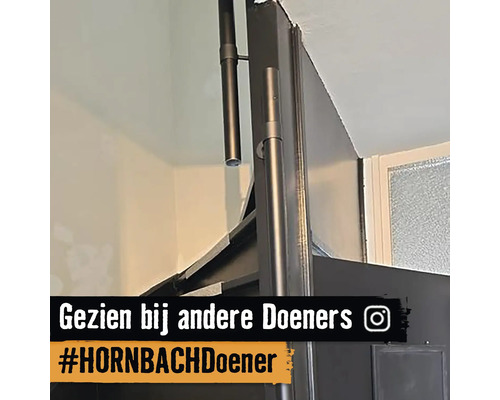 Interieurfoto van een metalen kachelpijp