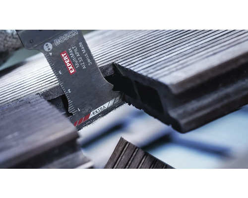 Terrasplank zagen met een Bosch zaag