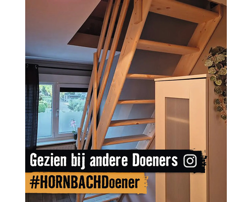 Houten trap in interieur