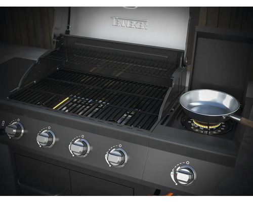 Tenneker gasbarbecue met vier branders en zijbrander met pan