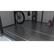 Interieur van een opbergbox met aluminium bodem, fiets en laars