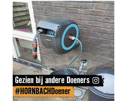 Opgewonden tuinslang met wandhouder