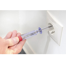 Spanningstester in stopcontact