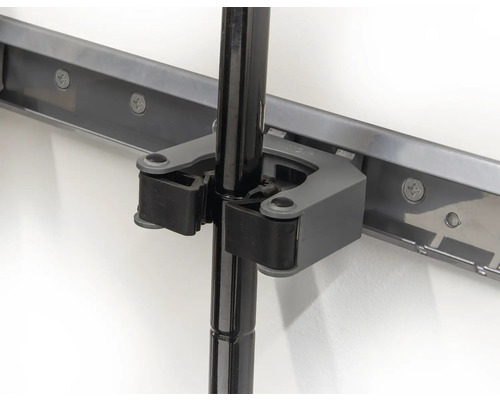 Wandhouder voor gereedschap en apparaten met rail