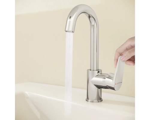 Wastafelkraan met waterstraal en handbediening