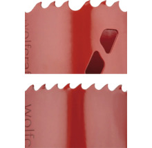 Detailopname van een metalen zaagbladpunt