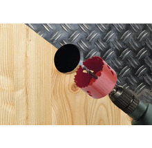 Gatenzaag boort gat in hout