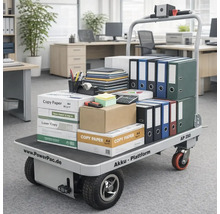 Elektrische platformwagen beladen met kopieerpapier en ordners in een kantooromgeving