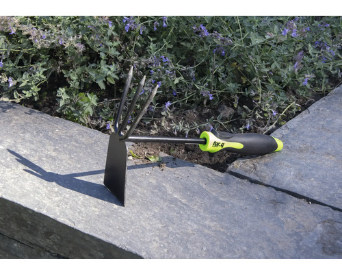 Tuinhacke met drietandige klauw en handvat