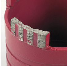 Gedetailleerde opname van een boorkroon met diamantsegmenten voor boormachines