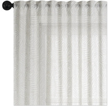 Transparant gordijn met bladerpatroon aan een zwarte gordijnroede.