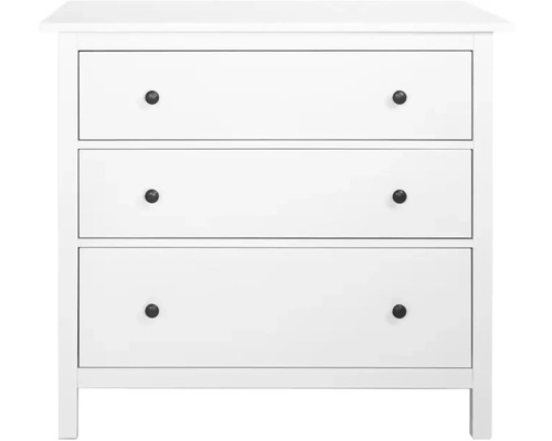 Witte ladekast met drie laden en zwarte ronde knoppen van hout.
