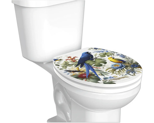 Witte toiletpot met een toiletzitting voorzien van een tropisch motief met papegaaien en exotische planten.