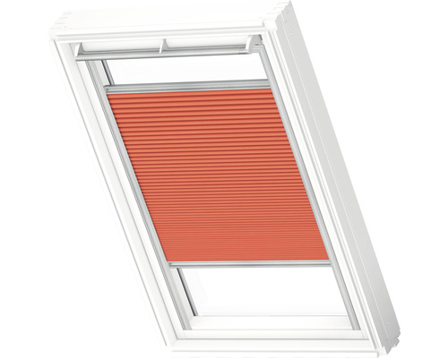 Dakvenster met plisségordijn