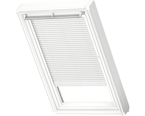 Dakvenster met jaloezie voor lichtregulering