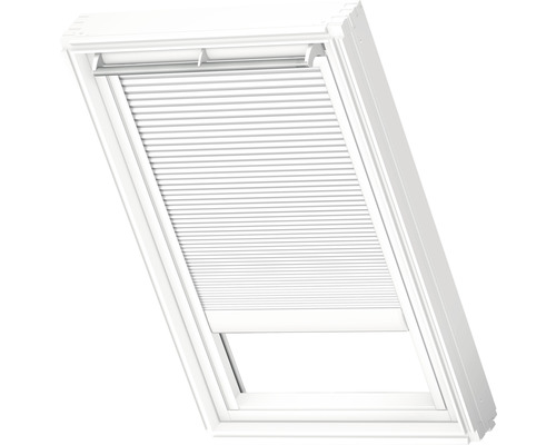 Dakvenster met plisségordijn