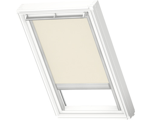 Dakvenster met rolgordijn voor privacy