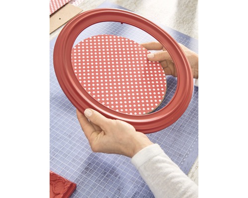 Ovale fotolijst met papier