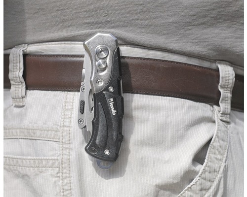 Multifunctioneel gereedschap bevestigd aan riem