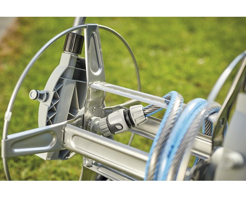 Tuinslang op haspelwagen