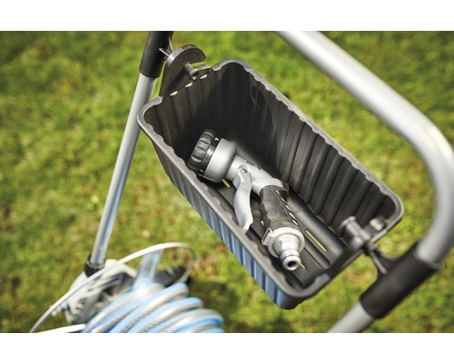 Tuinslangwagen met tuinspuit in opbergvak