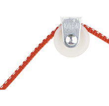 Enkele katrol met rood touw