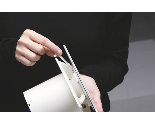 Installatie van een insectenrolgordijn