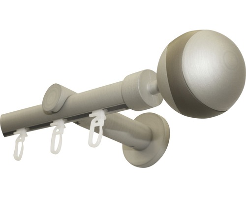 Gordijnroede met bolvormig eindstuk en gordijnrollen