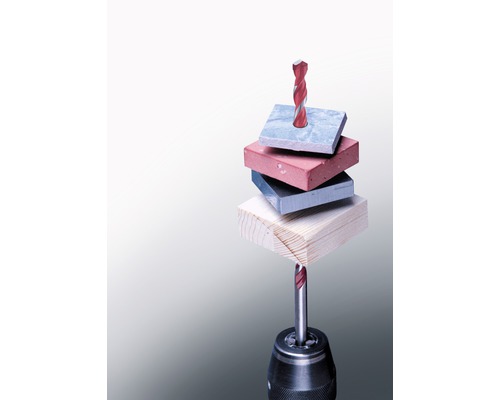 Spiraalboor boort door hout, metaal, baksteen en tegels.