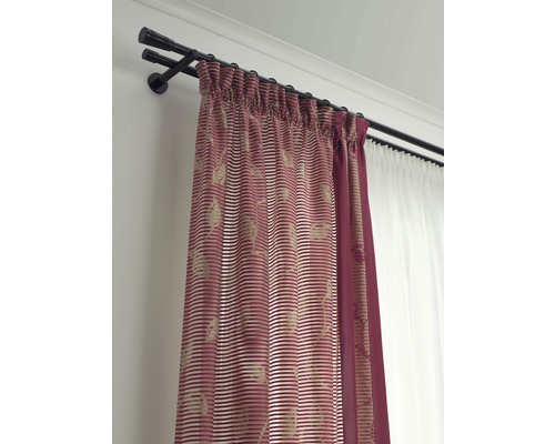 Gordijnroede met gordijn